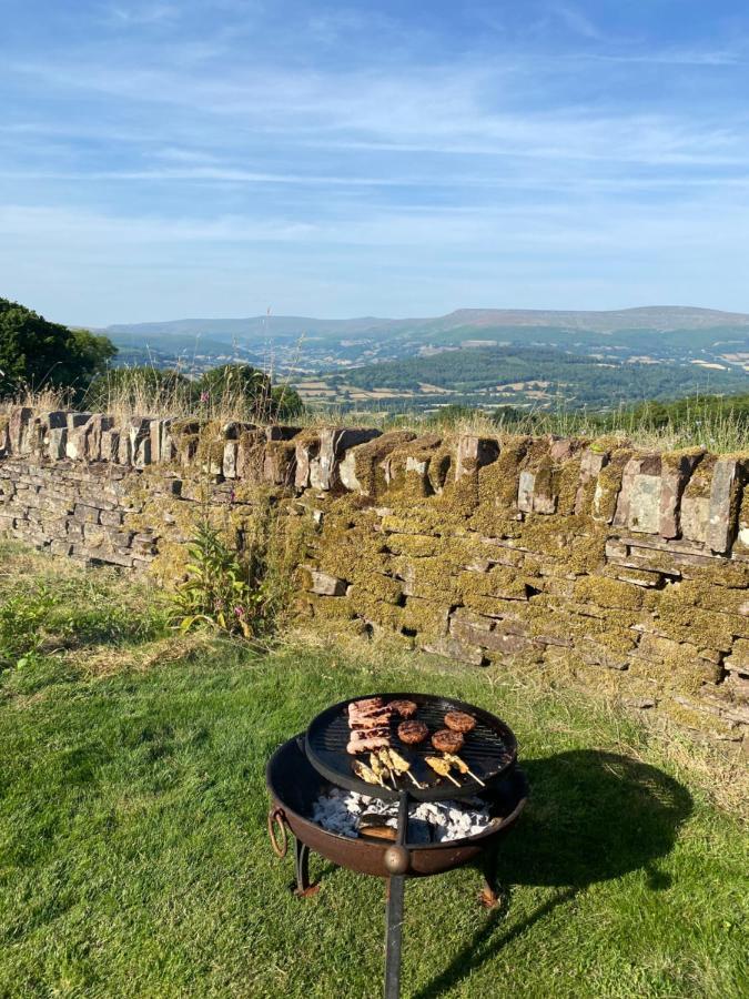 فيلا Pant Llwyd Farm Llangynidr المظهر الخارجي الصورة